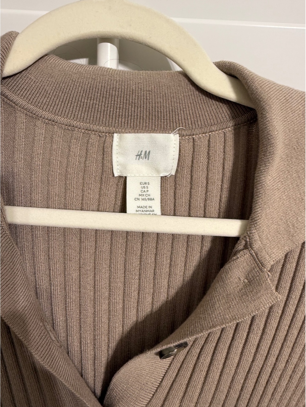 H&M Taupe Ribbed Knit Button-Front Maxi Dress - Picture 2 of 4